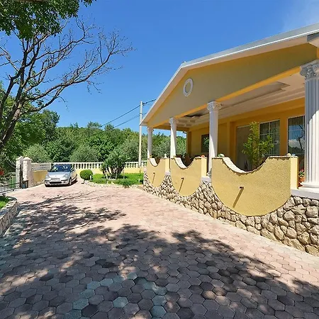 Holiday Ripenda Kras * Labin (Istria)
